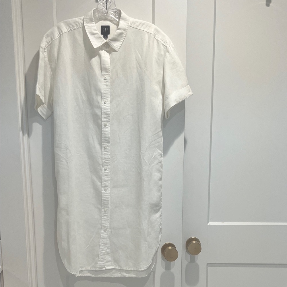 GAP women’s linen White Button Down Shirtdress  Dress size small - worn twice
